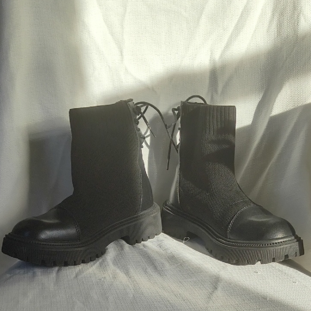 Women's Black Chunky Chelsea Lace-Back Ankle Boots